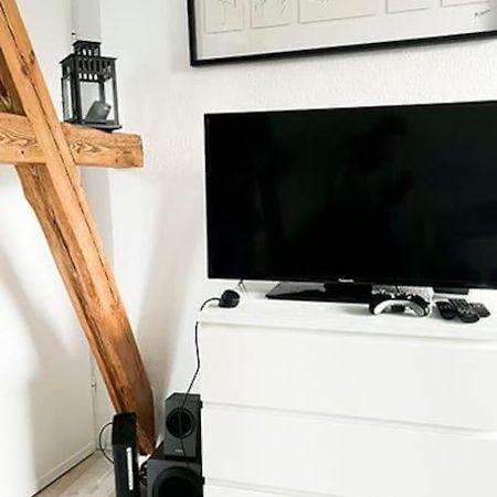 Modernes Apartment Mit Balkon Free Parking Netflix Целле Экстерьер фото